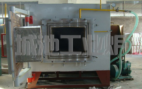 Pre pumping box type vacuum furnace