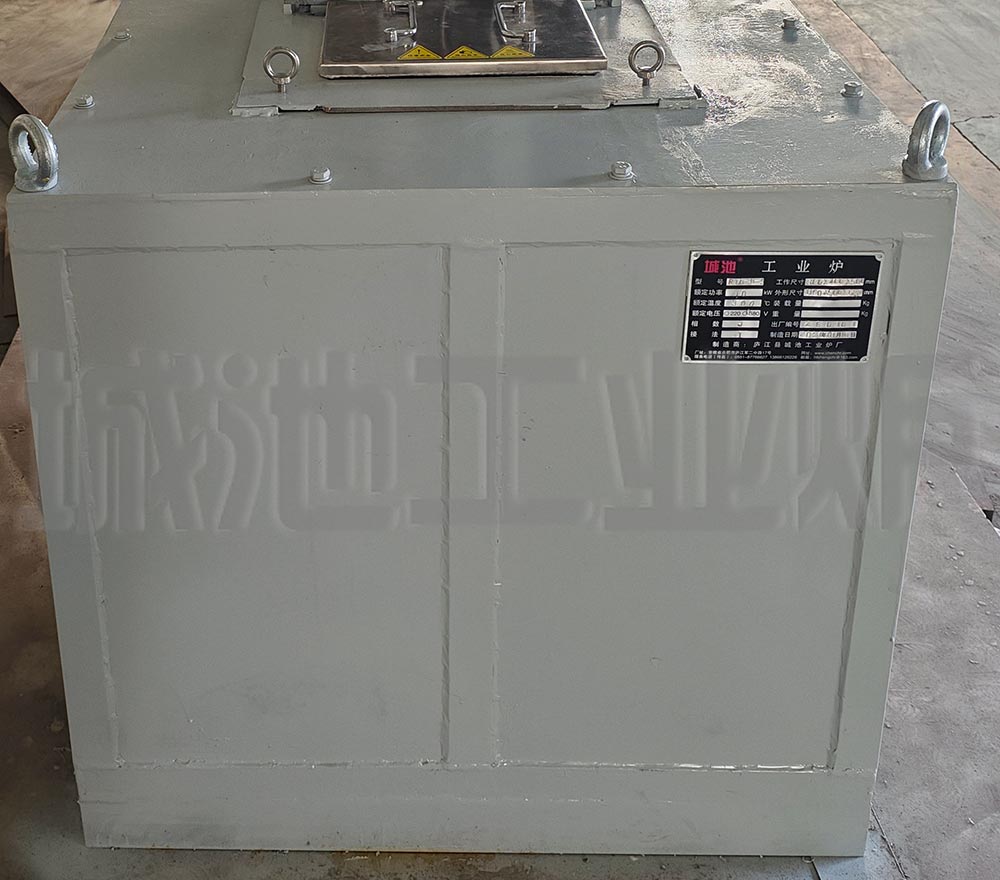 等温,分级淬火用高温淬火油槽